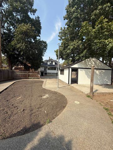 3415 S Grand Blvd, Spokane, WA 99203