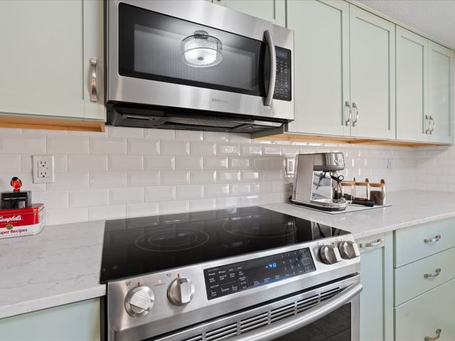 1804 Castille Drive, Carrollton, TX 75007