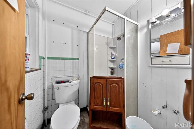 35 E Cardigan Drive, Ferguson, MO 63135