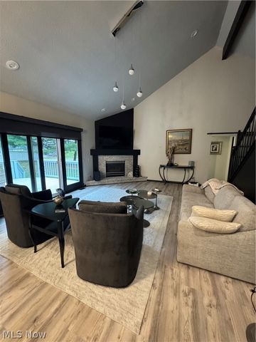5479 Cable Point Circle NW, Canton, OH 44718