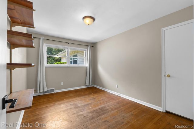 26401 Little Mack Avenue, St. Clair Shores, MI 48081