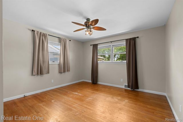 26401 Little Mack Avenue, St. Clair Shores, MI 48081