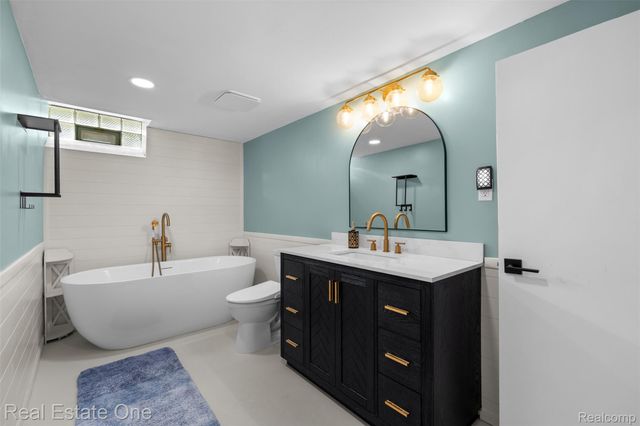 26401 Little Mack Avenue, St. Clair Shores, MI 48081