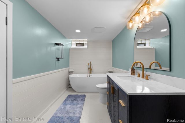 26401 Little Mack Avenue, St. Clair Shores, MI 48081