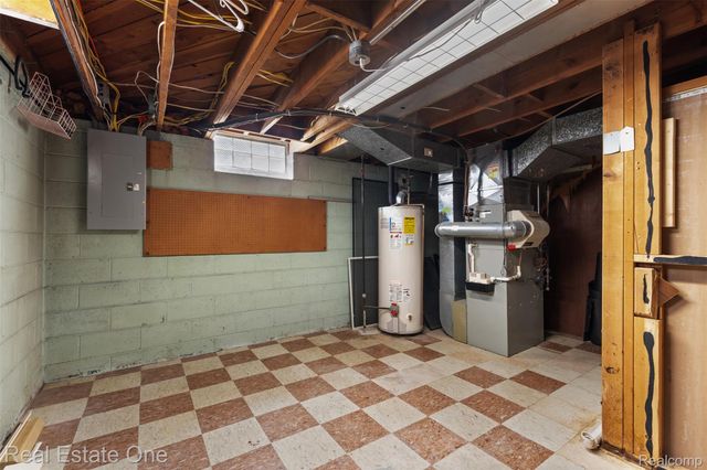 26401 Little Mack Avenue, St. Clair Shores, MI 48081