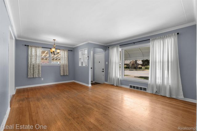 26401 Little Mack Avenue, St. Clair Shores, MI 48081