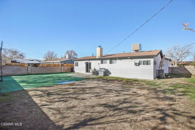 546 E Nugent Street, Lancaster, CA 93535
