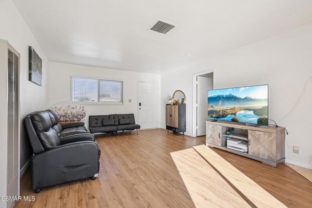 546 E Nugent Street, Lancaster, CA 93535