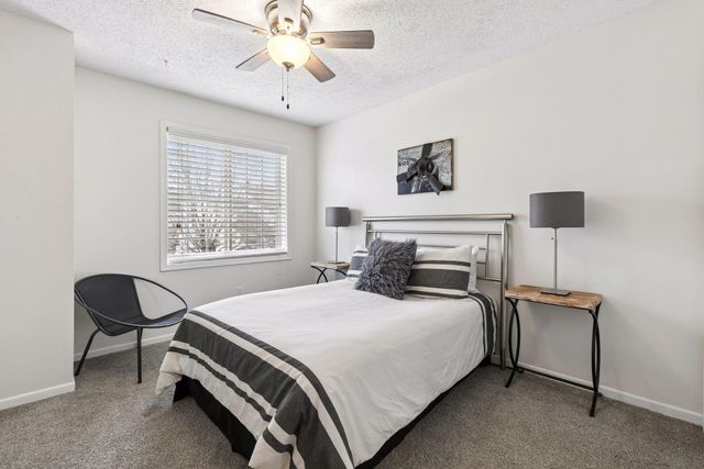 8770 Benson Way, Inver Grove Heights, MN 55076