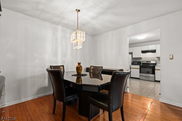 50 Pine St 9G, Montclair Twp., NJ 07042