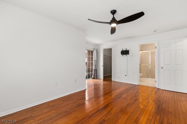 50 Pine St 9G, Montclair Twp., NJ 07042