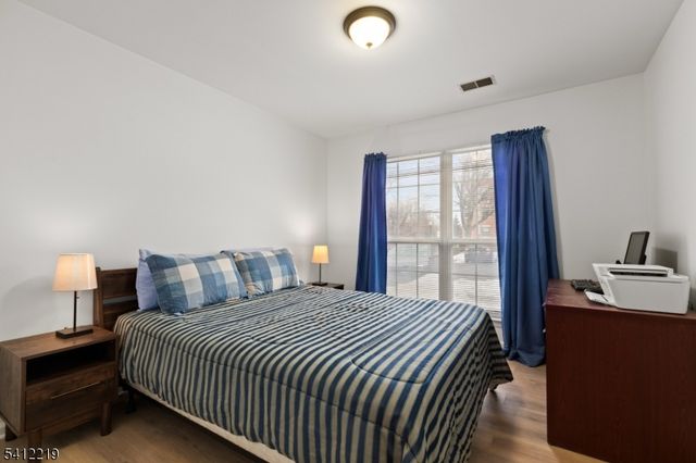 50 Pine St 9G, Montclair Twp., NJ 07042