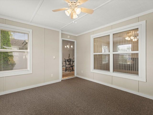 214 Sauk Ridge Drive 1, South Beloit, IL 61080