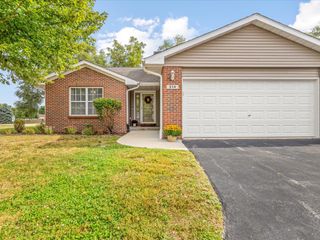 214 Sauk Ridge Drive 1, South Beloit, IL 61080