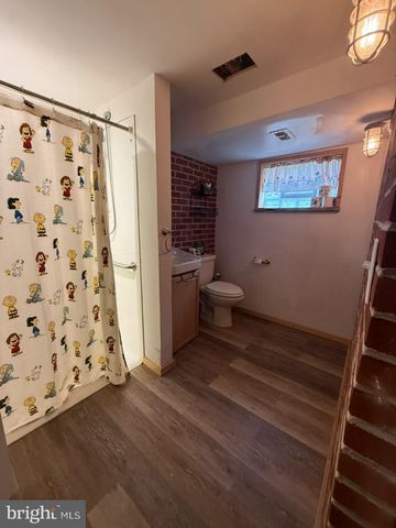 8847 E ROOSEVELT BLVD, Philadelphia, PA 19152