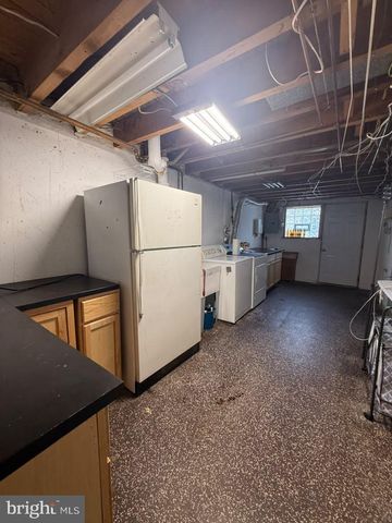 8847 E ROOSEVELT BLVD, Philadelphia, PA 19152