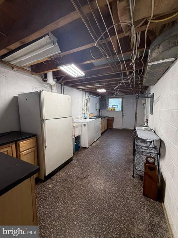 8847 E ROOSEVELT BLVD, Philadelphia, PA 19152