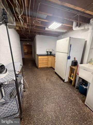 8847 E ROOSEVELT BLVD, Philadelphia, PA 19152