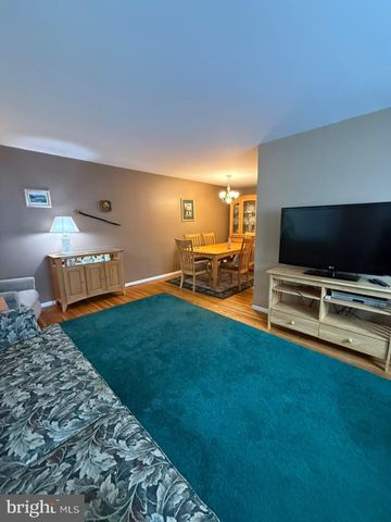8847 E ROOSEVELT BLVD, Philadelphia, PA 19152