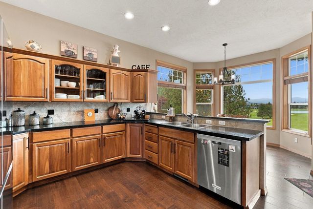 720 N Lancashire Ln, Liberty Lake, WA 99019