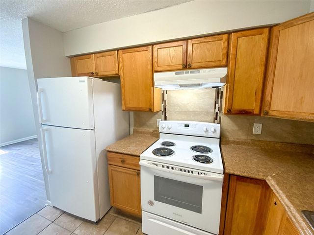 2205 IRENE STREET 3, Lutz, FL 33549