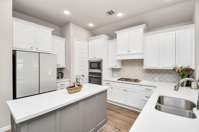 5043 Morrison Drive, Manvel, TX 77578