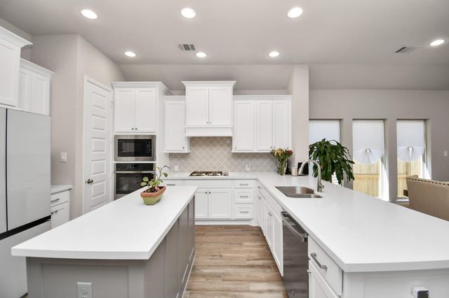 5043 Morrison Drive, Manvel, TX 77578