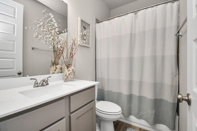 5043 Morrison Drive, Manvel, TX 77578