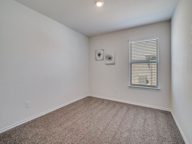 806 Martingale Drive, Nevada, TX 75173