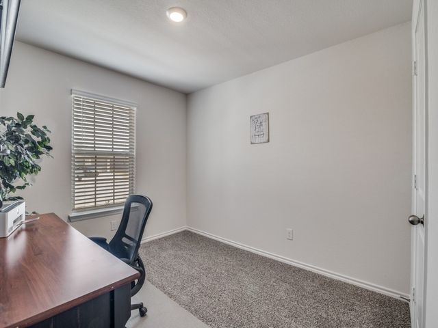 806 Martingale Drive, Nevada, TX 75173