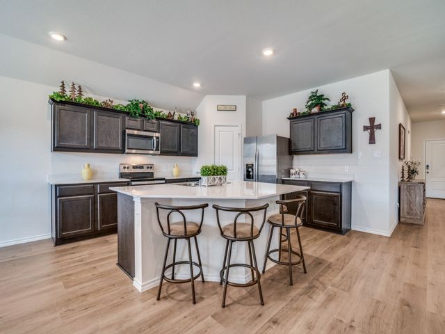 806 Martingale Drive, Nevada, TX 75173