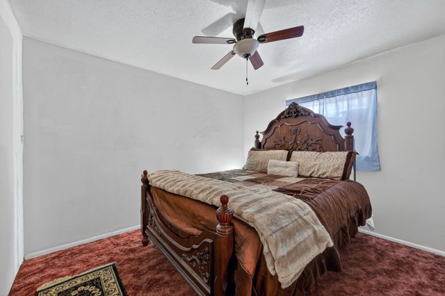 307 Los Pinos Road, Bernalillo, NM 87004