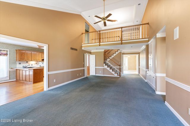 903 Lake Forest Pkwy, Louisville, KY 40245