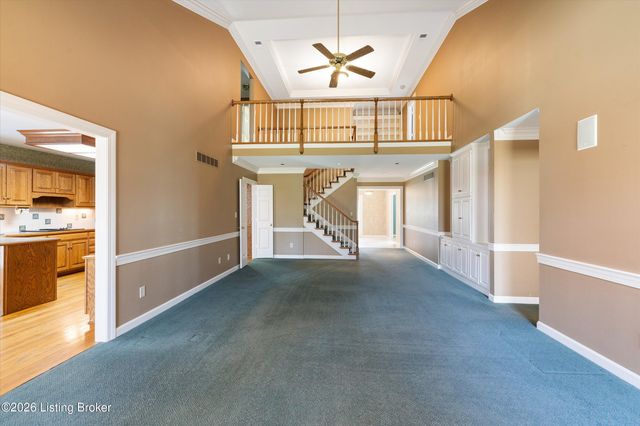 903 Lake Forest Pkwy, Louisville, KY 40245