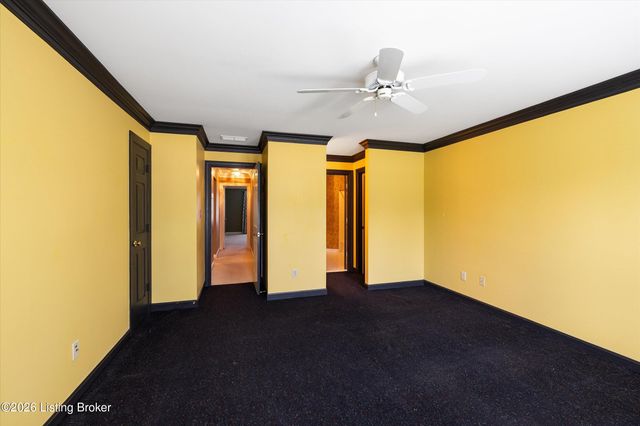 903 Lake Forest Pkwy, Louisville, KY 40245