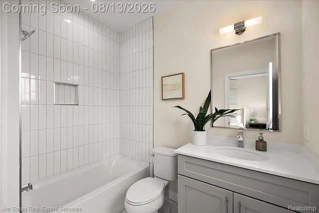 378 Notre Dame Street, Grosse Pointe, MI 48230