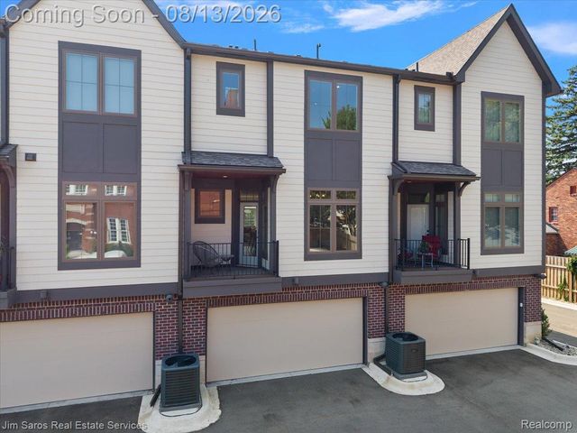 378 Notre Dame Street, Grosse Pointe, MI 48230