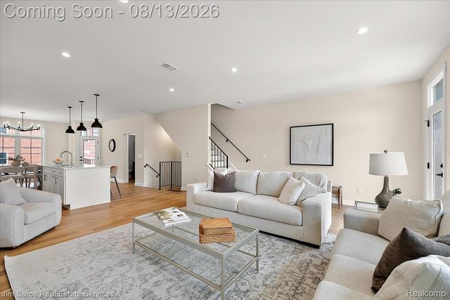 378 Notre Dame Street, Grosse Pointe, MI 48230