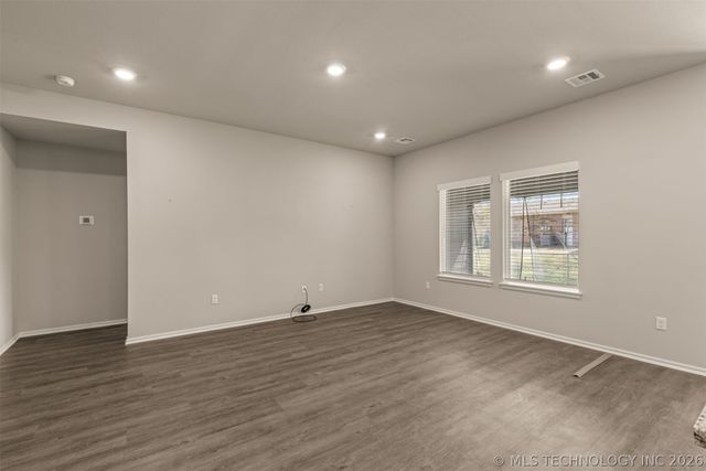 180 Canton Place, Mannford, OK 74044