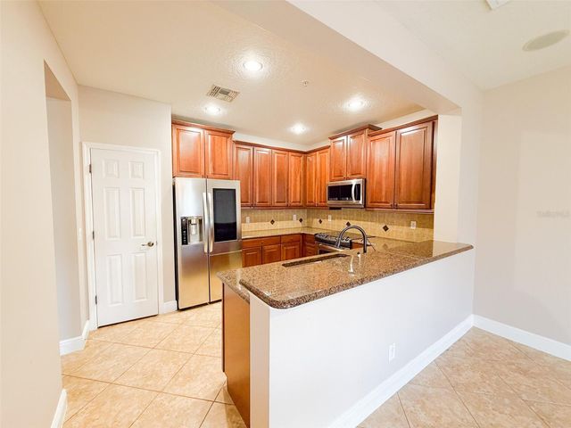 5489 BALDWIN PARK STREET, Orlando, FL 32814