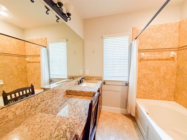 5489 BALDWIN PARK STREET, Orlando, FL 32814