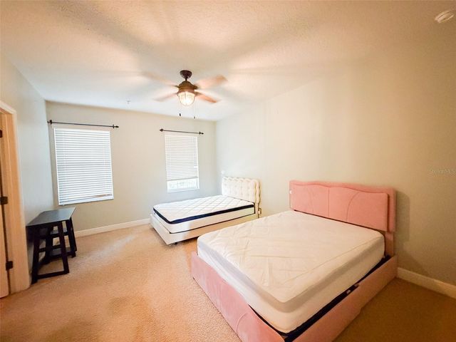 5489 BALDWIN PARK STREET, Orlando, FL 32814