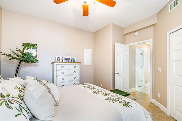 3420 SUNSET KEY CIRCLE B, Punta Gorda, FL 33955