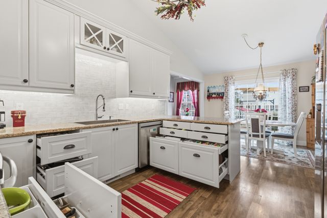 2922 Burtonwood Dr, Spring Hill, TN 37174