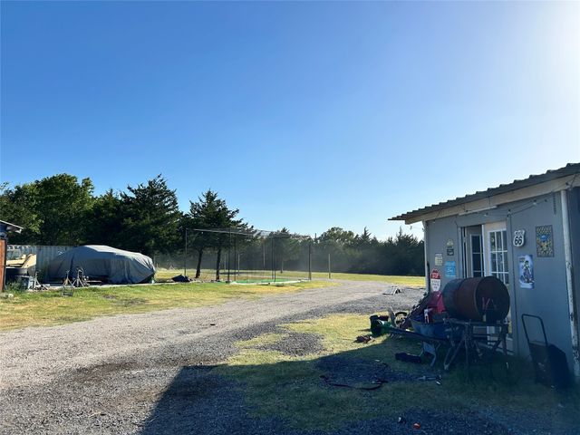 358 County Road 4519, Wolfe City, TX 75496