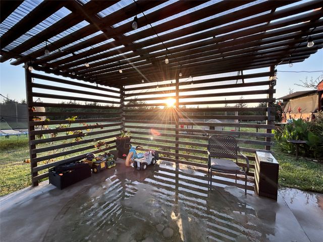 358 County Road 4519, Wolfe City, TX 75496