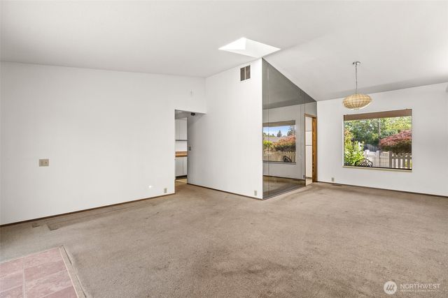 1912 Tacoma Road, Puyallup, WA 98371