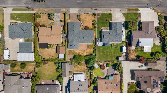 1912 Tacoma Road, Puyallup, WA 98371