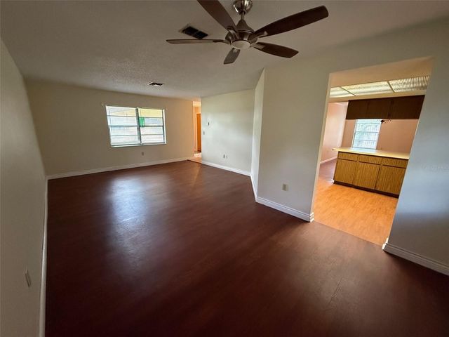 5072 LAKEWOOD DRIVE, Dade City, FL 33523
