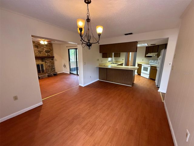 5072 LAKEWOOD DRIVE, Dade City, FL 33523